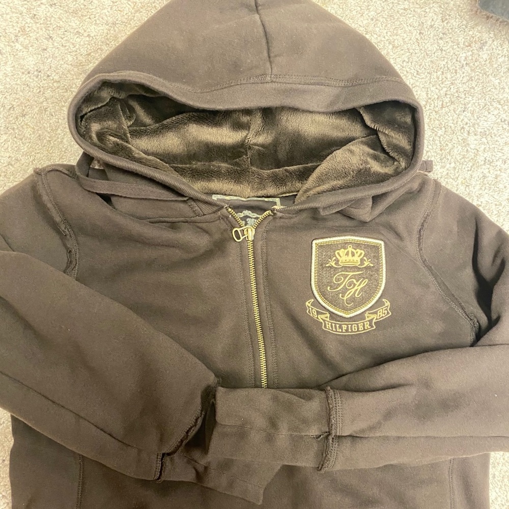 Tommy Hilfiger brown ladies sweater